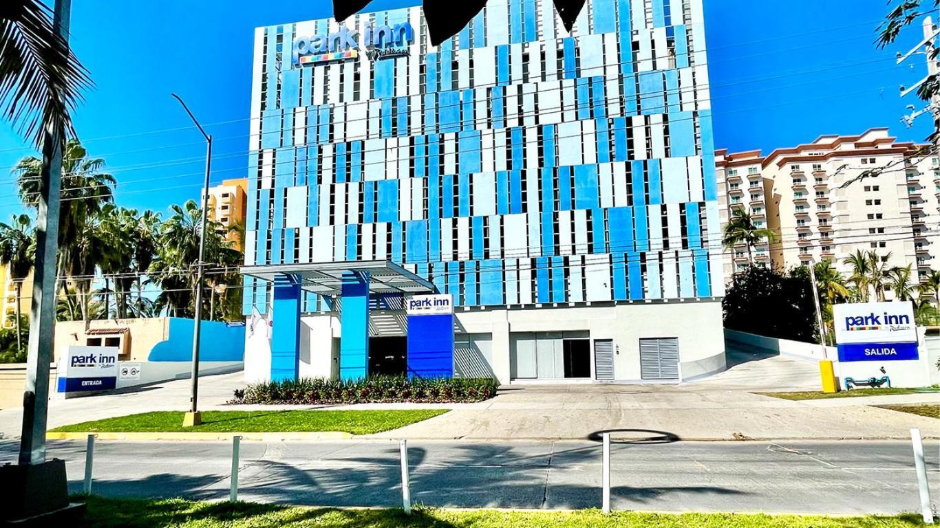 Park Inn By Radisson מזטלן מראה חיצוני תמונה